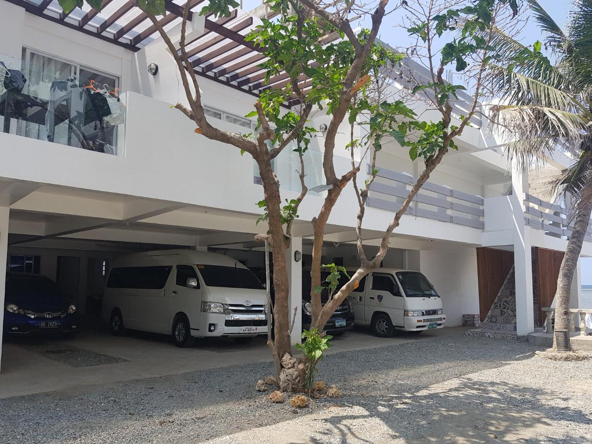 Casa Almarenzo Bed & Breakfast Bolinao Exterior foto