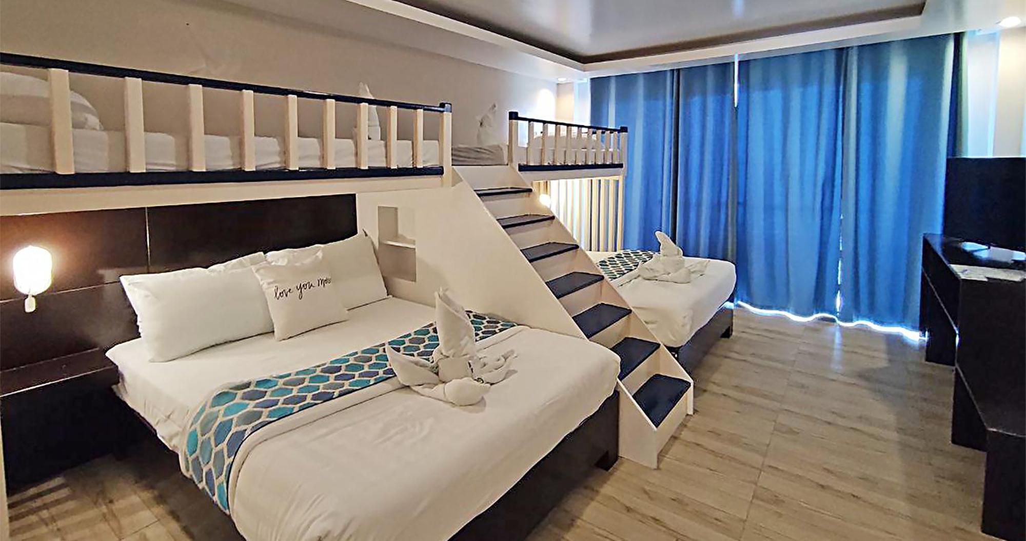 Casa Almarenzo Bed & Breakfast Bolinao Exterior foto