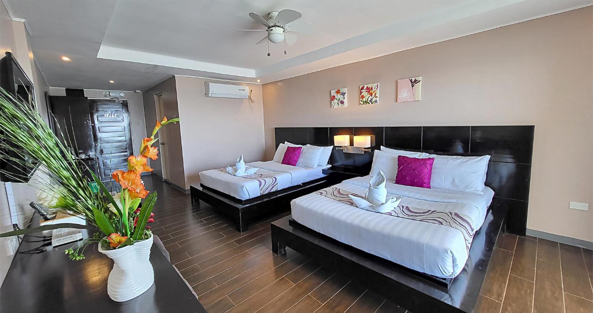 Casa Almarenzo Bed & Breakfast Bolinao Exterior foto