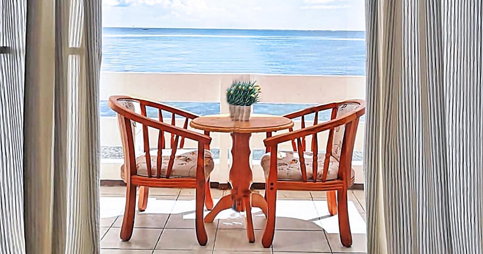 Casa Almarenzo Bed & Breakfast Bolinao Exterior foto