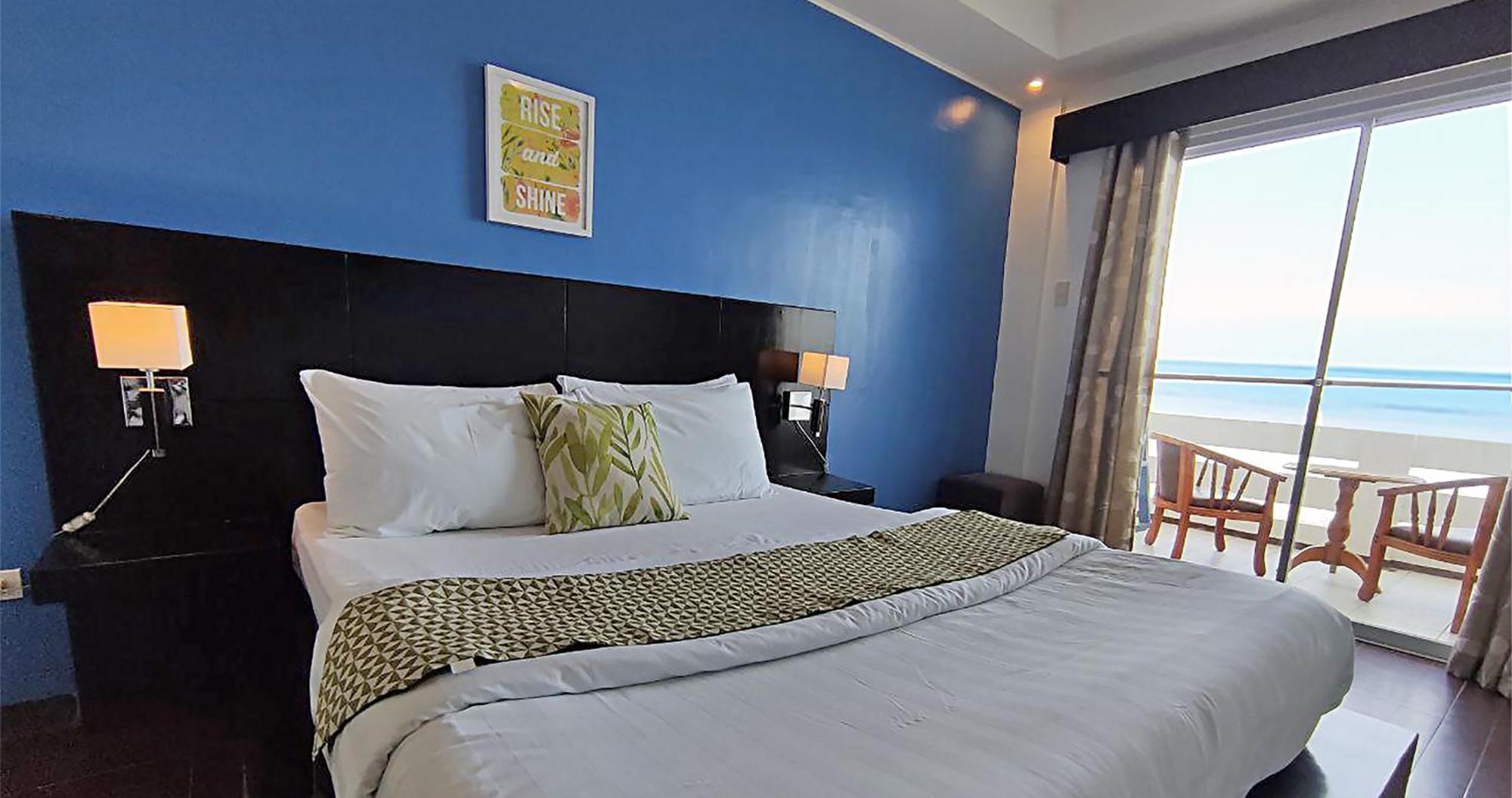 Casa Almarenzo Bed & Breakfast Bolinao Exterior foto